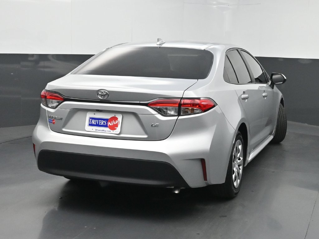 Used 2024 Toyota Corolla LE FWD image 39