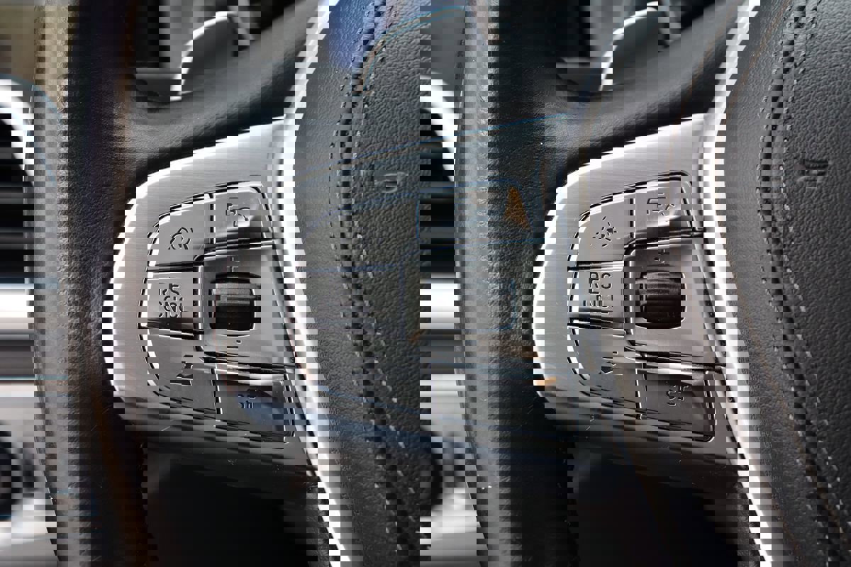 Used 2018 BMW 750i 750i image 16