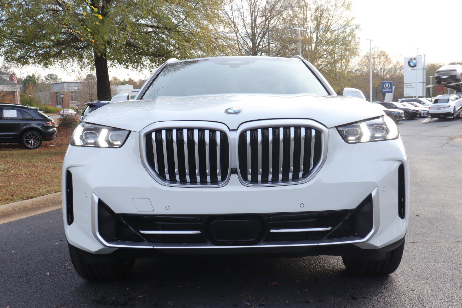 Certified 2024 BMW X5 xDrive40i w/ Premium Package image 2