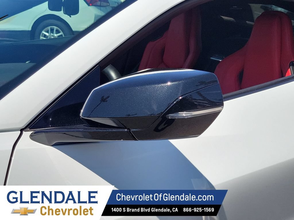 Used 2025 Chevrolet Corvette Z06 RWD image 19