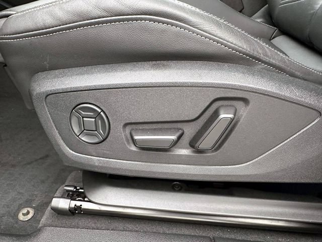 Used 2025 Audi Q3 2.0T Premium w/ Convenience Package AWD/4WD image 21