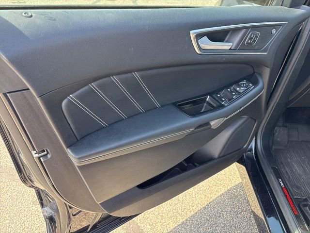Used 2020 Ford Edge ST w/ Equipment Group 401A AWD/4WD image 12
