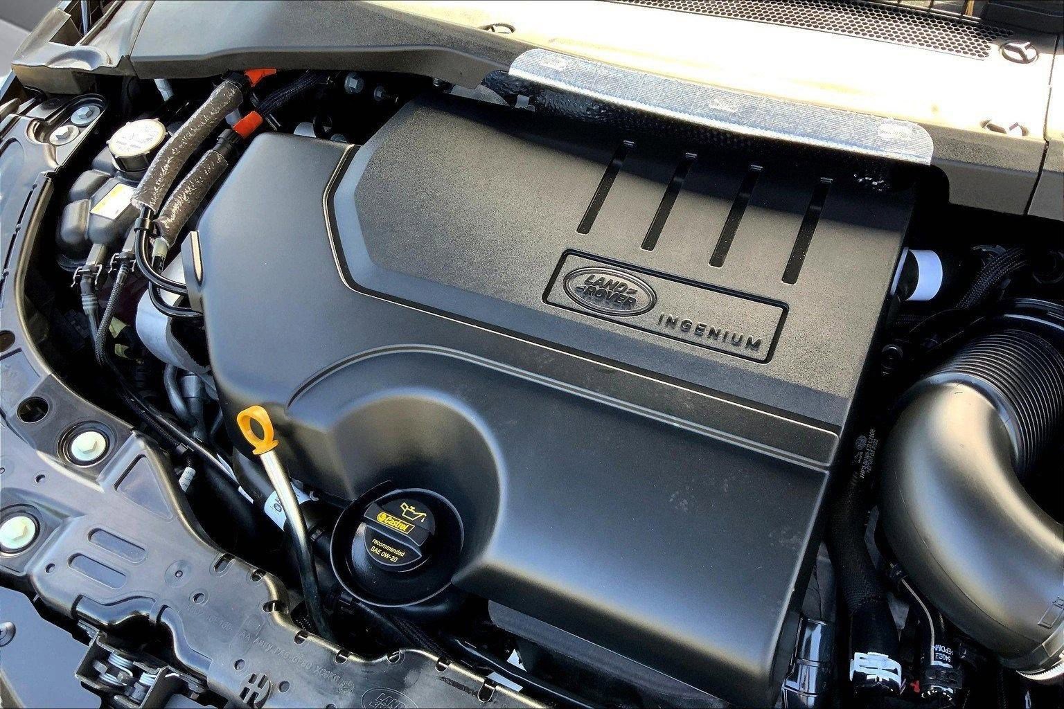 Used 2024 Land Rover Range Rover Evoque Dynamic SE image 31