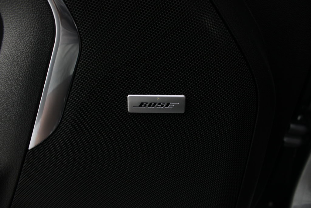 Used 2023 GMC Yukon XL AT4 w/ AT4 Premium Package AWD/4WD image 18