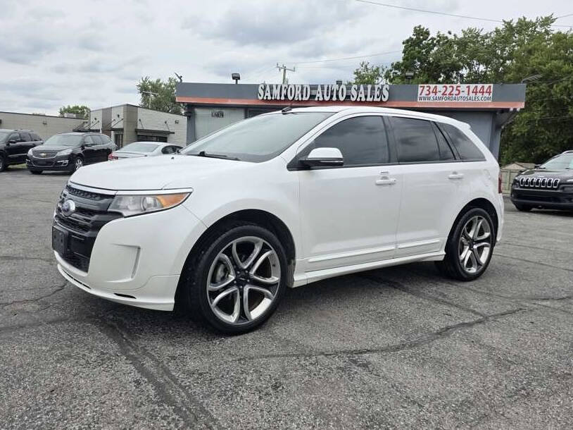 Used 2014 Ford Edge Sport w/ Driver Entry Package AWD/4WD image 2