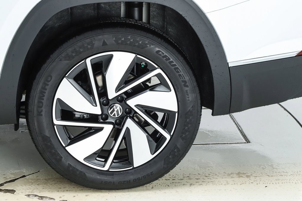 New 2026 Volkswagen Atlas SEL image 6