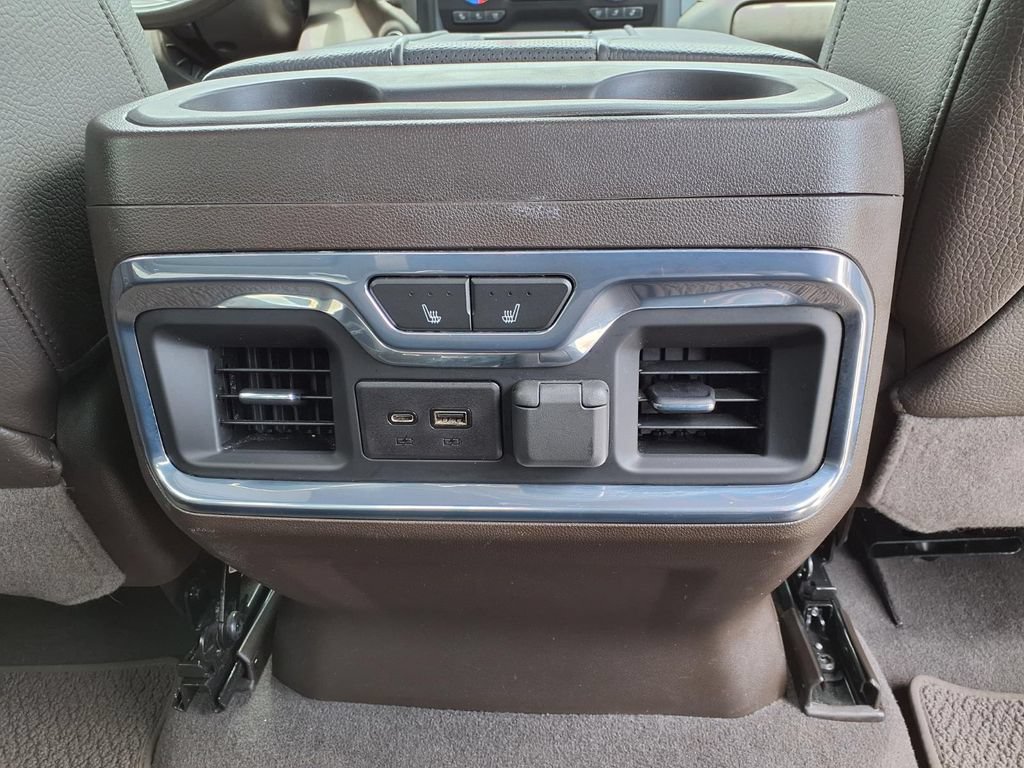Used 2020 GMC Sierra 2500 Denali w/ Denali Ultimate Package AWD/4WD image 19