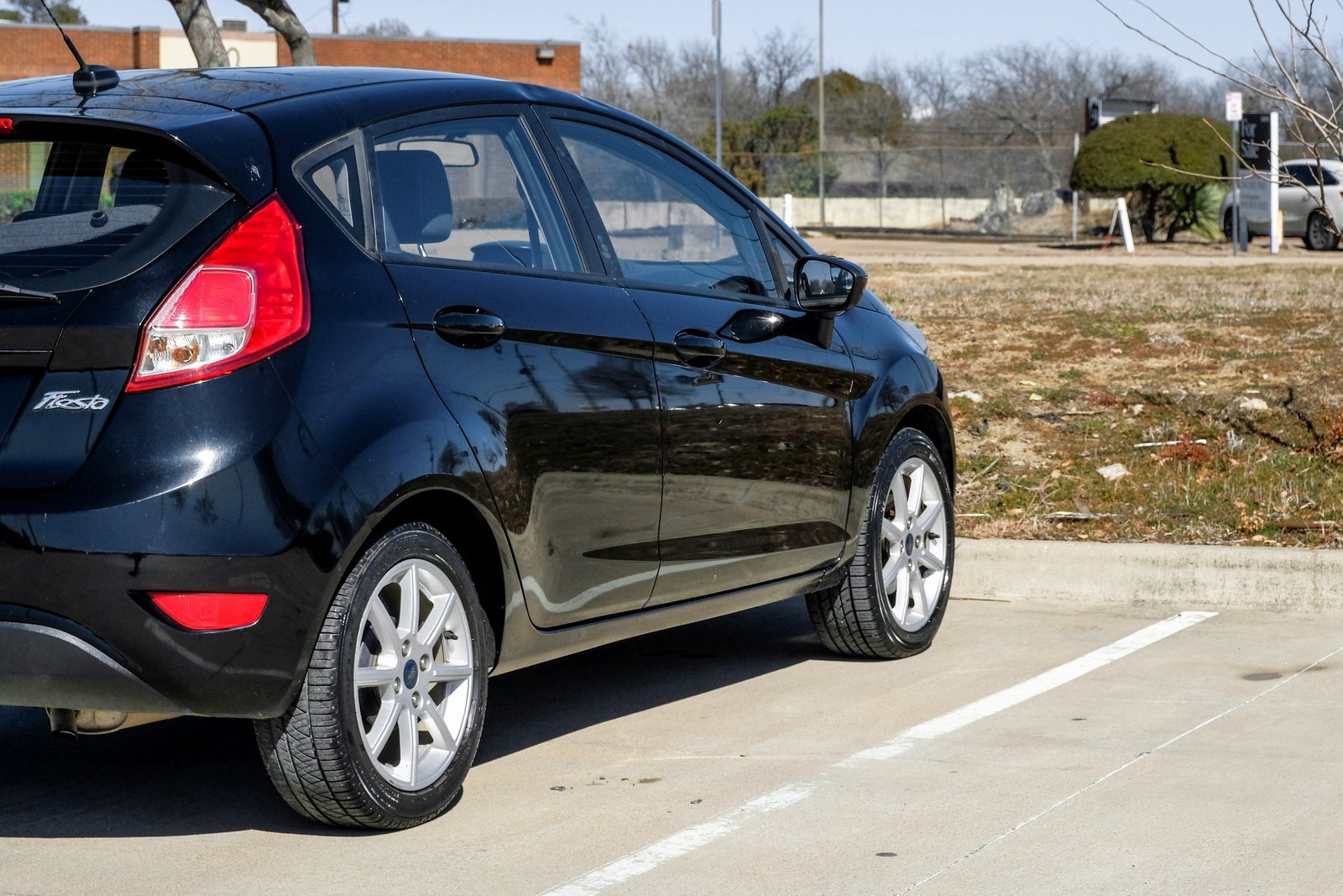 Used 2019 Ford Fiesta SE w/ Equipment Group 201A image 11