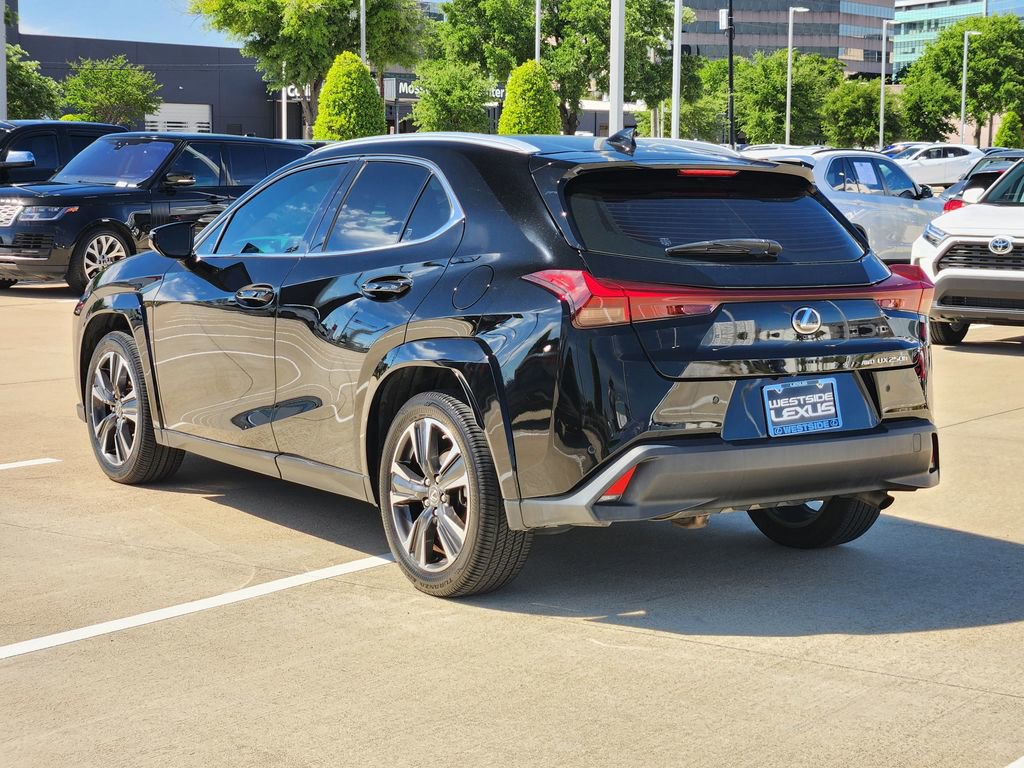 Used 2024 Lexus UX 250h AWD w/ Premium Package image 5