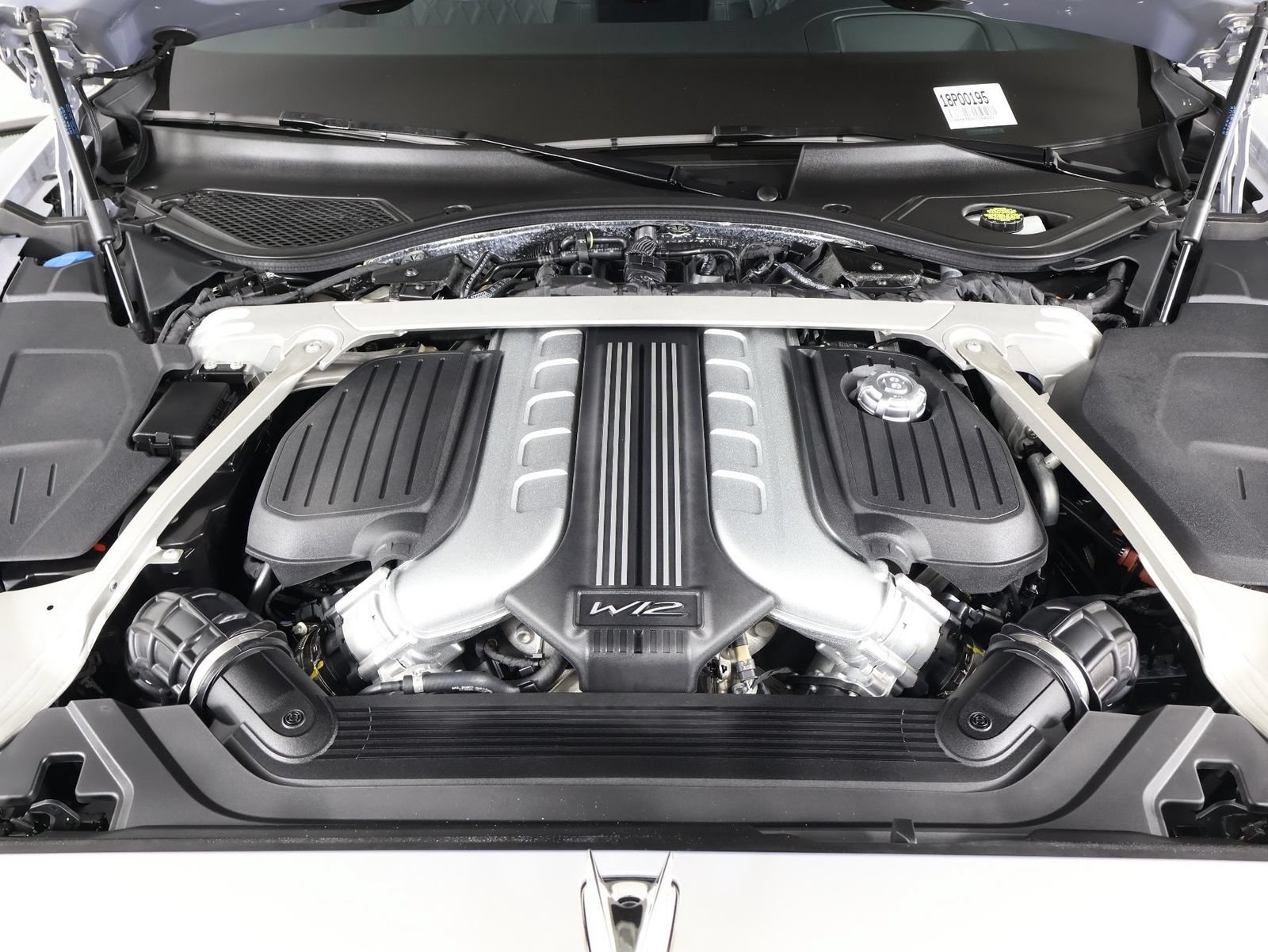 Certified 2020 Bentley Flying Spur W12 AWD/4WD image 35