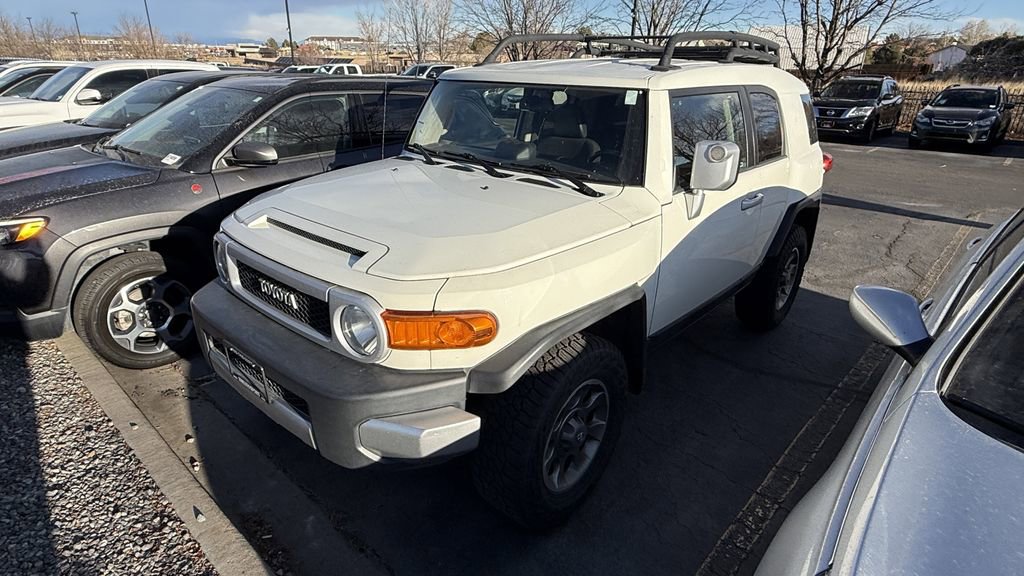 Used 2012 Toyota FJ Cruiser Base w/ Upgrade Pkg image 2