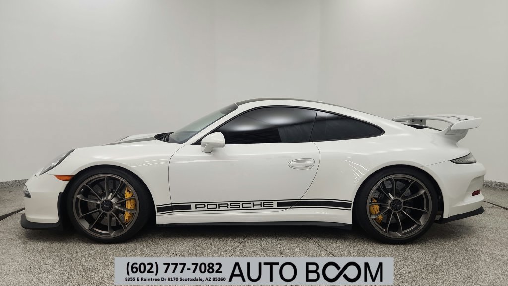 Used 2015 Porsche 911 GT3 RWD image 1