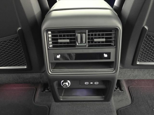 Certified 2026 Porsche Cayenne E-Hybrid image 26