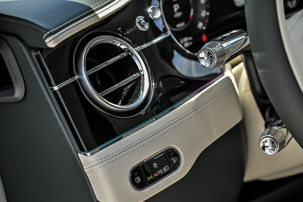 New 2026 Bentley Continental GT Azure AWD/4WD image 29