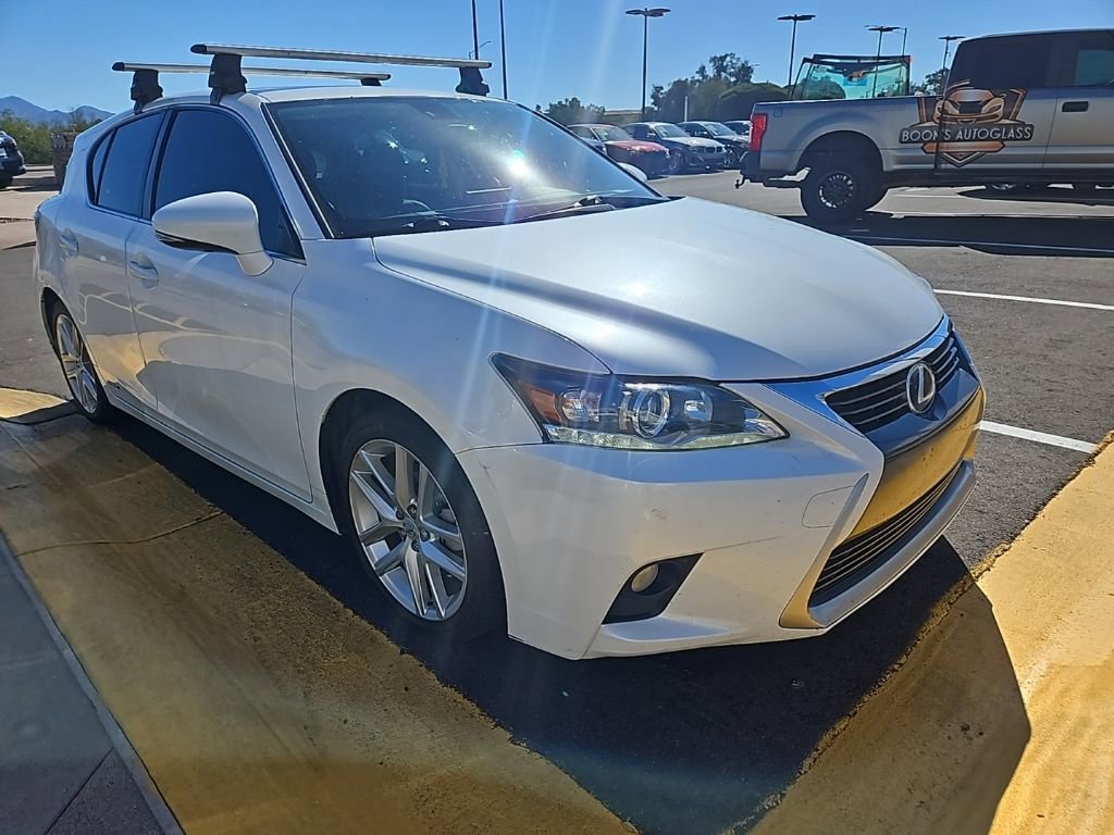 Used 2014 Lexus CT 200h image 2