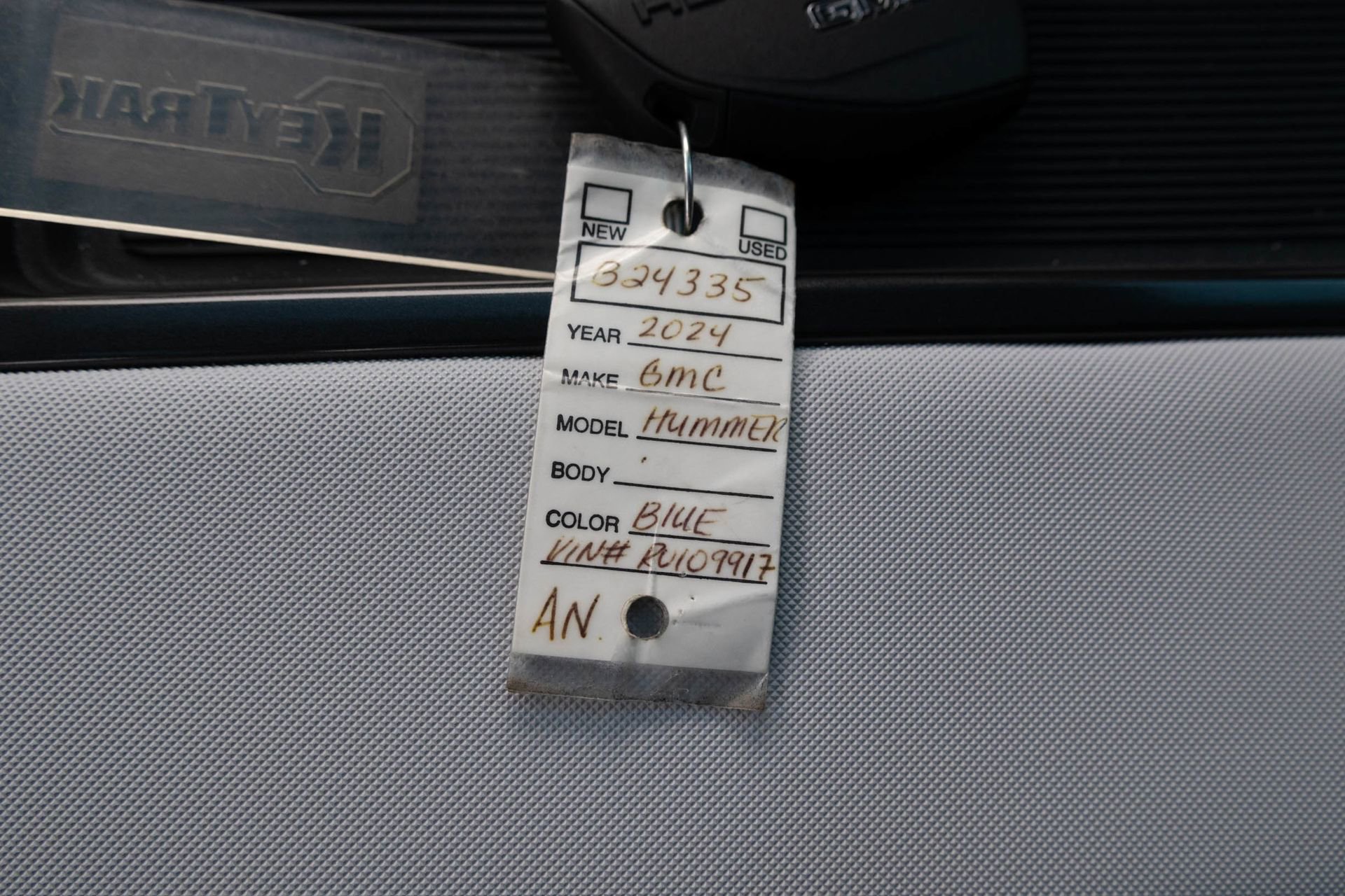 Used 2024 GMC Hummer EV 3X w/ Omega Edition image 28