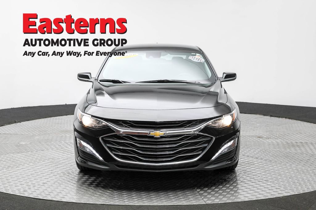 Used 2024 Chevrolet Malibu LT image 3