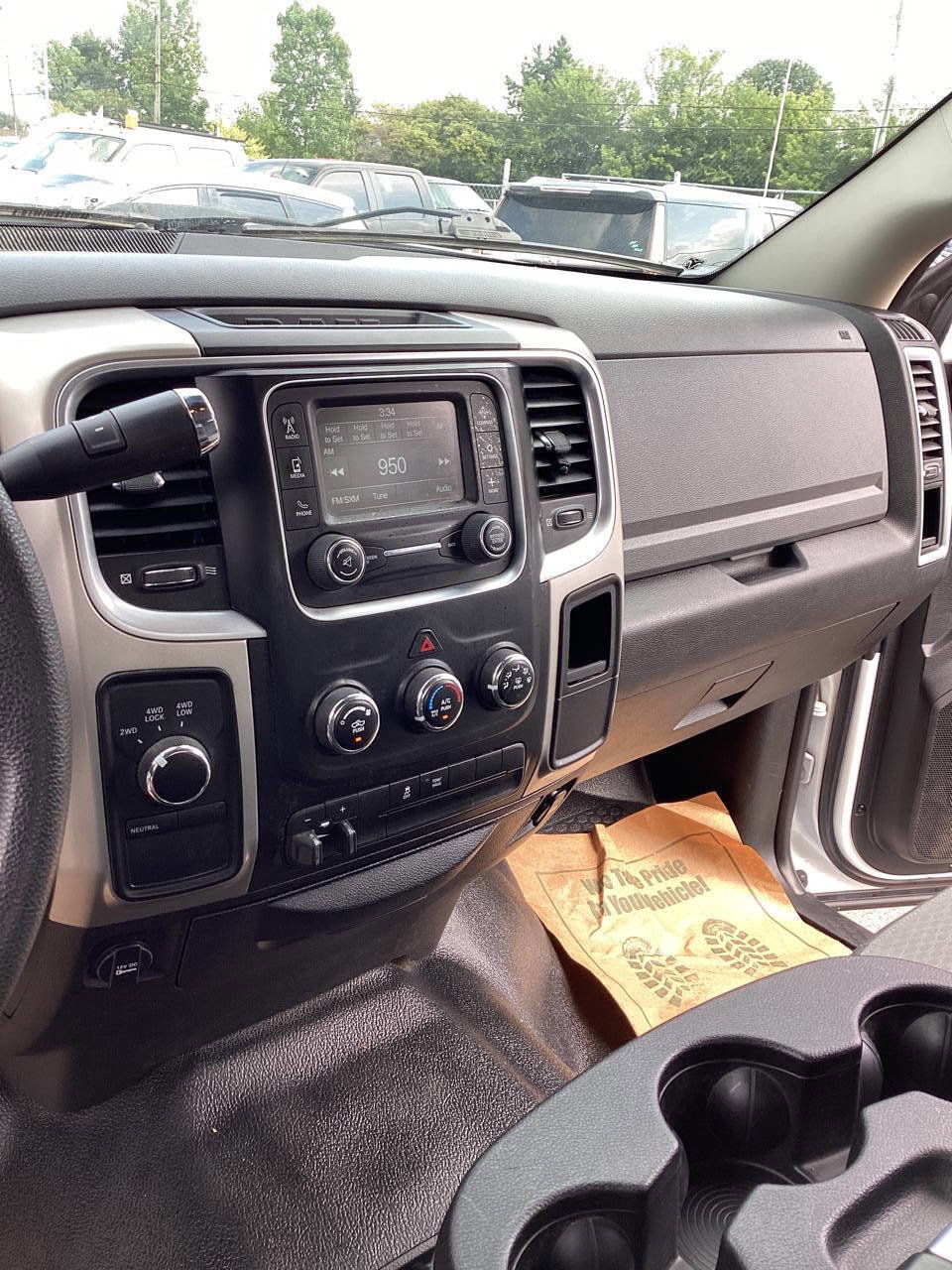 Used 2017 RAM 2500 SLT image 19