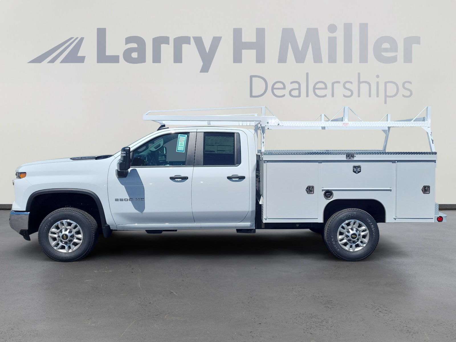 New 2026 Chevrolet Silverado 2500 W/T w/ WT Convenience Package AWD/4WD image 2