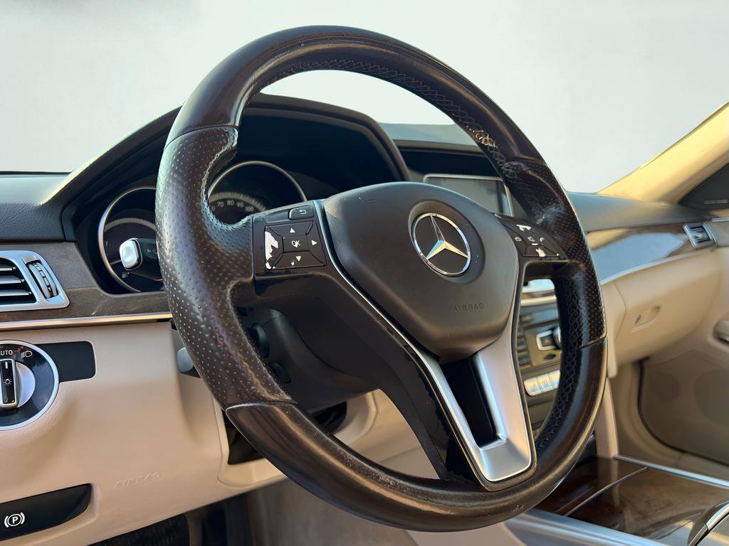Used 2015 Mercedes-Benz E 350 4MATIC Sedan image 37
