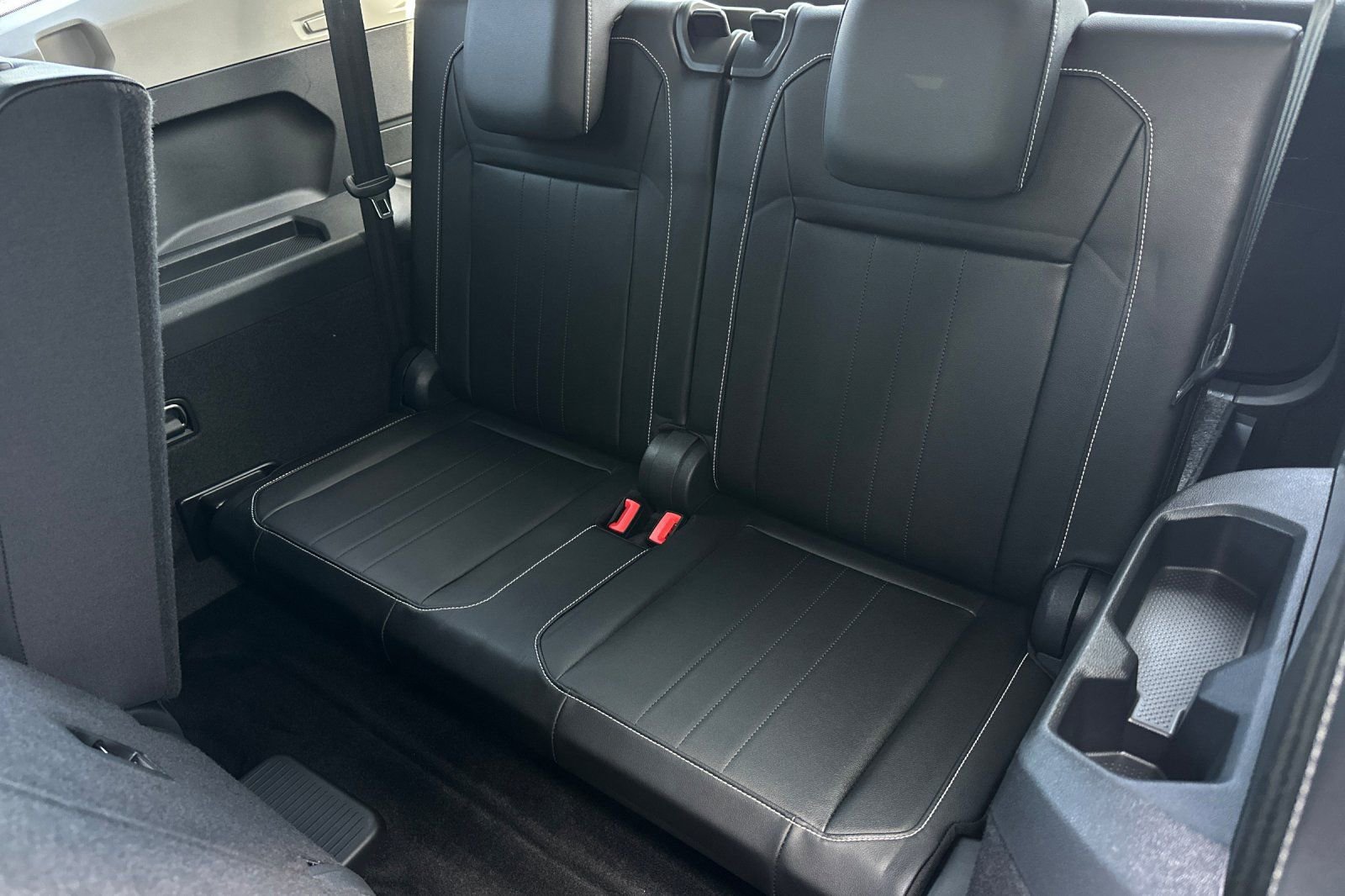 Used 2023 Volkswagen Tiguan SE FWD image 15