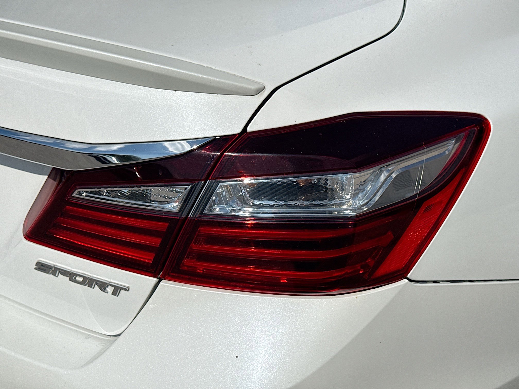 Used 2016 Honda Accord Sport image 26