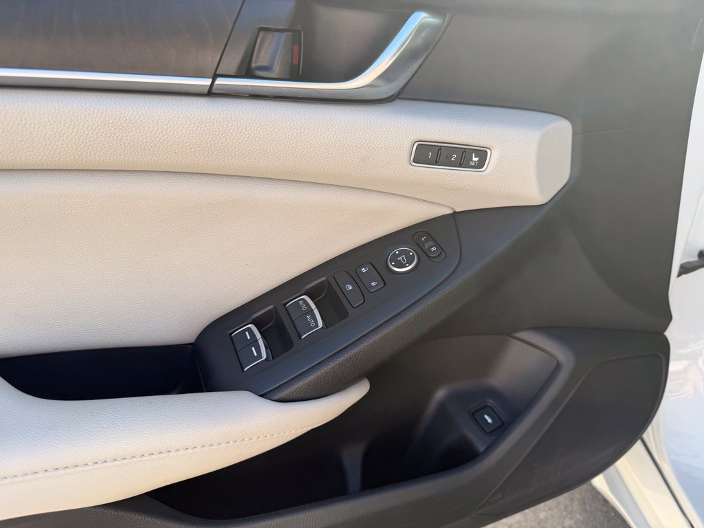 Used 2020 Honda Accord EX-L image 10