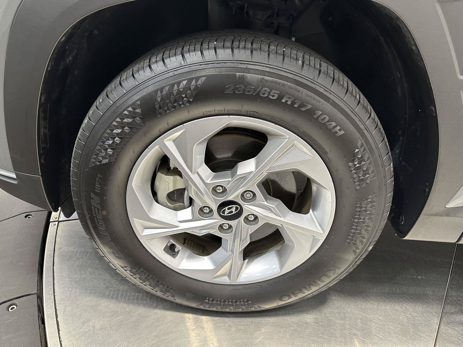 Certified 2024 Hyundai Tucson SEL AWD/4WD image 9