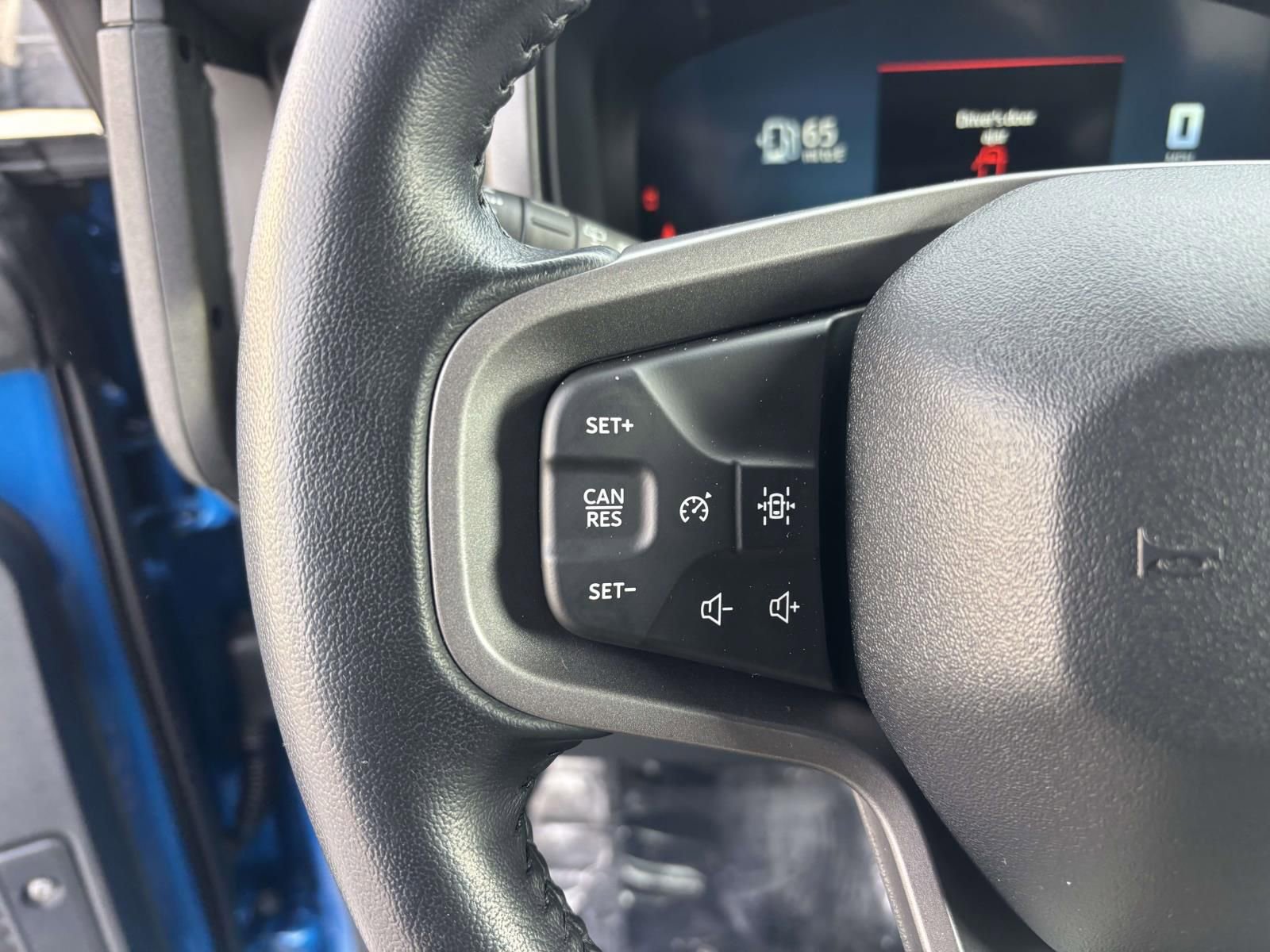 Used 2025 Ford Bronco Big Bend image 18