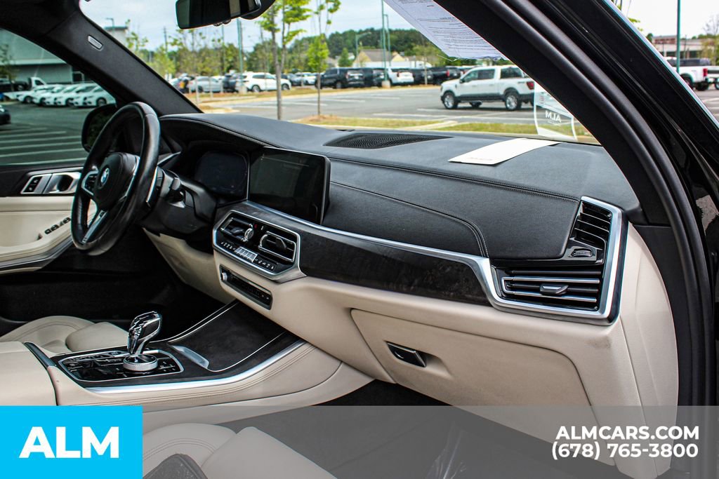 Used 2022 BMW X5 xDrive40i AWD/4WD image 25