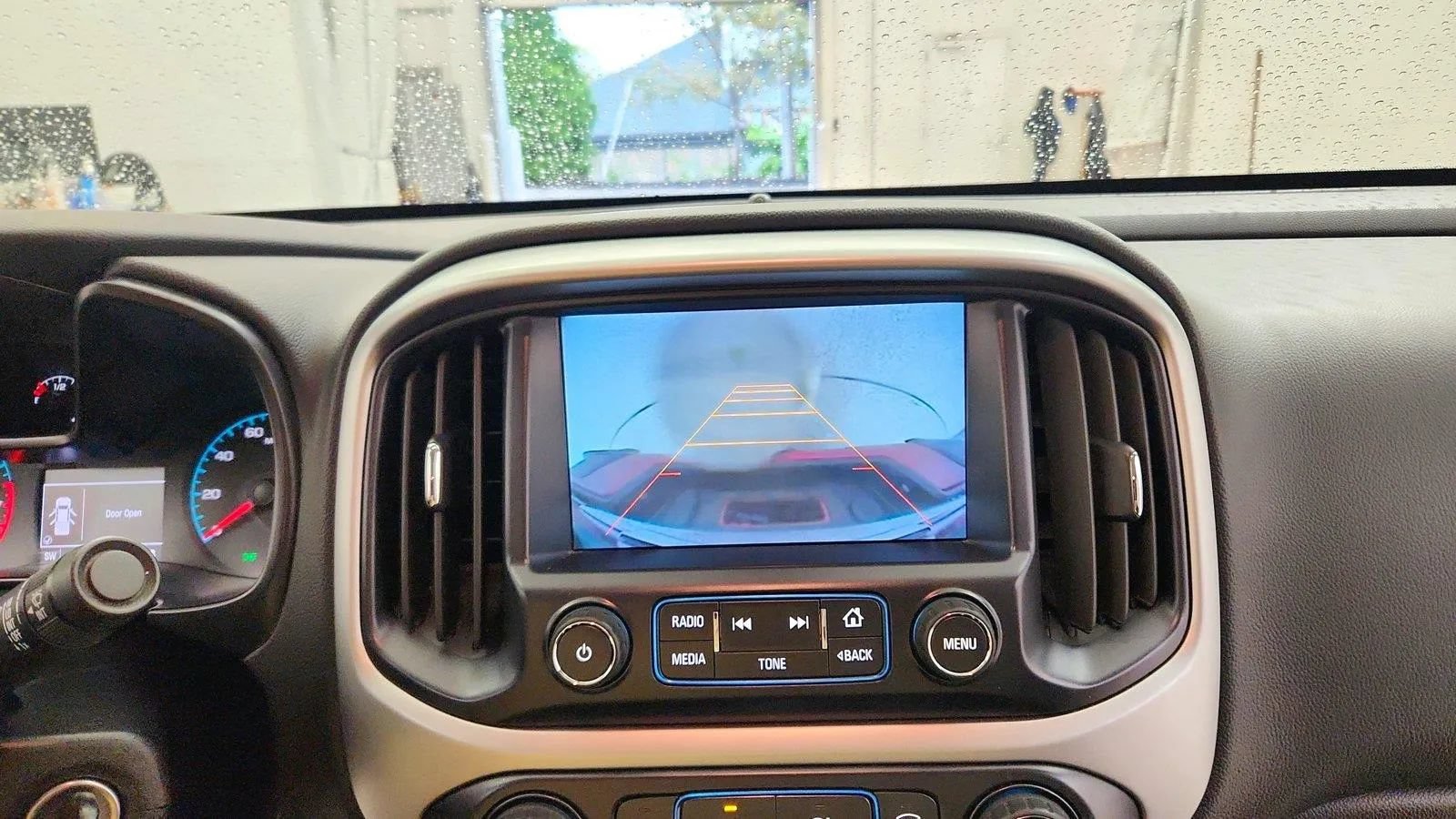 Used 2015 Chevrolet Colorado LT w/ LT Convenience Package RWD image 18