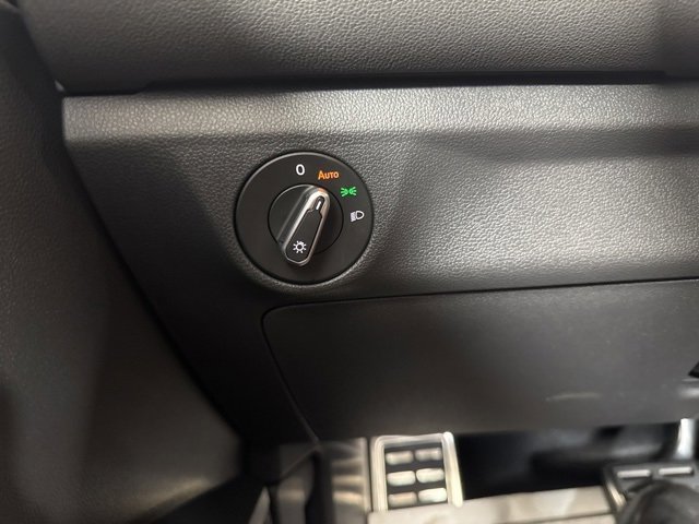 New 2025 Volkswagen Jetta Sport image 19