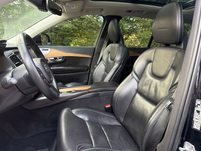 Used 2017 Volvo XC90 T6 Inscription w/ Vision Package image 10
