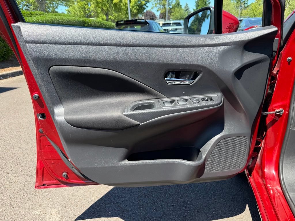 Used 2021 Nissan Versa SV FWD image 12