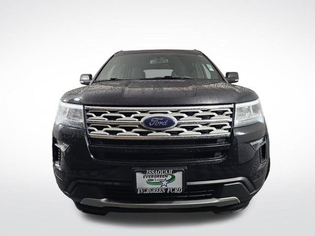 Used 2019 Ford Explorer XLT w/ Equipment Group 201A image 2