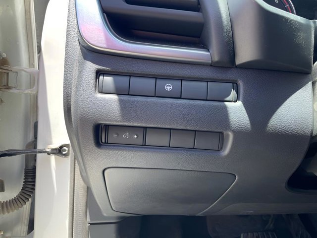 Certified 2023 Nissan Rogue SV FWD image 17