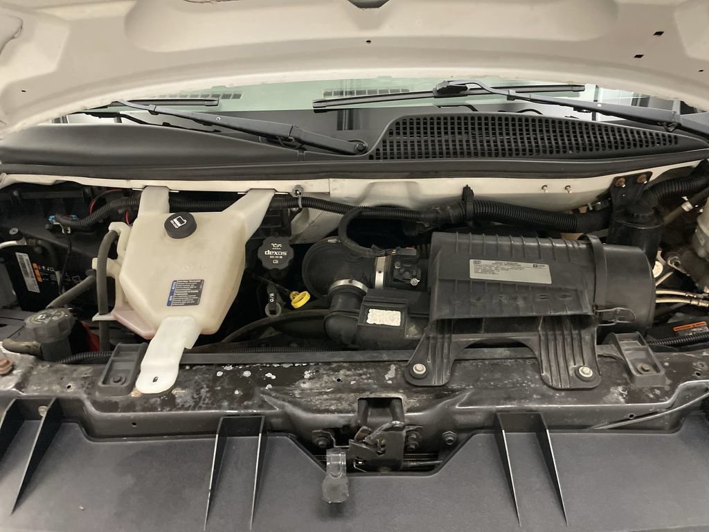 Used 2017 GMC Savana 2500 RWD image 19