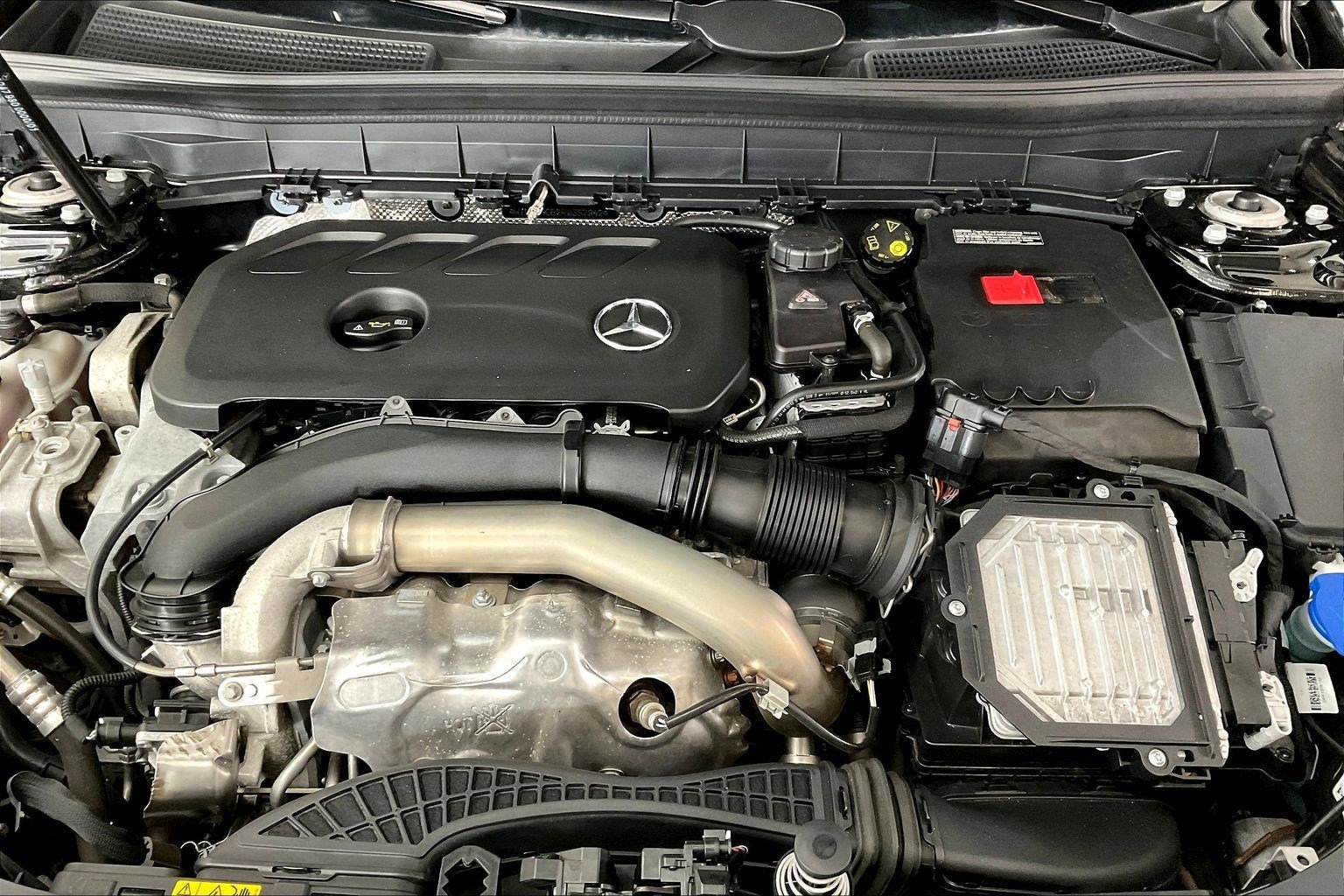 Certified 2024 Mercedes-Benz GLB 250 image 30