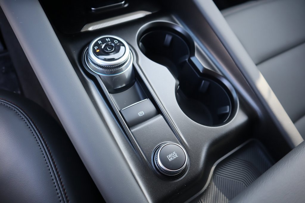 New 2025 Ford Explorer Active w/ Active Comfort Package image 9