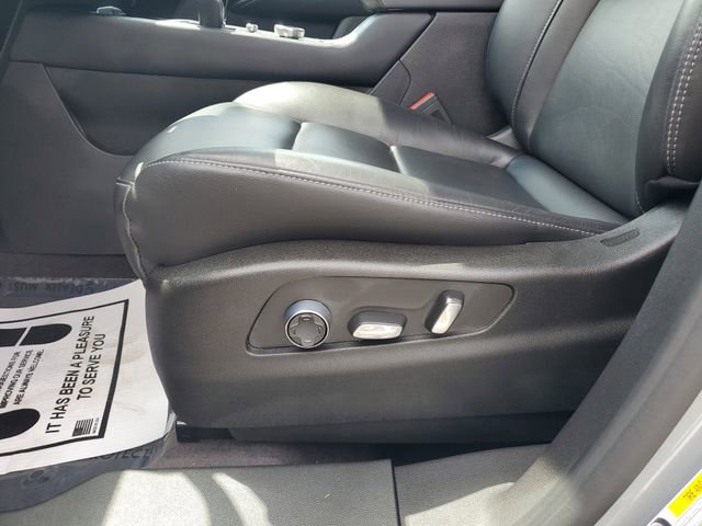 Used 2024 Cadillac XT4 Premium Luxury image 22