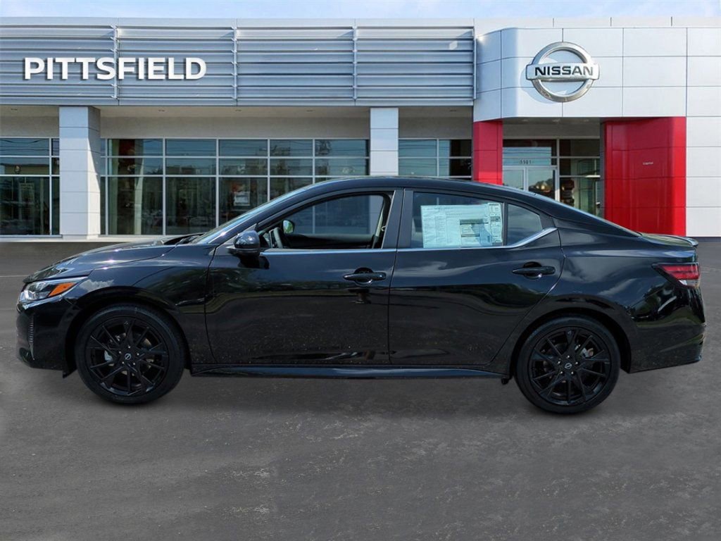 New 2025 Nissan Sentra SR w/ Midnight Edition image 6