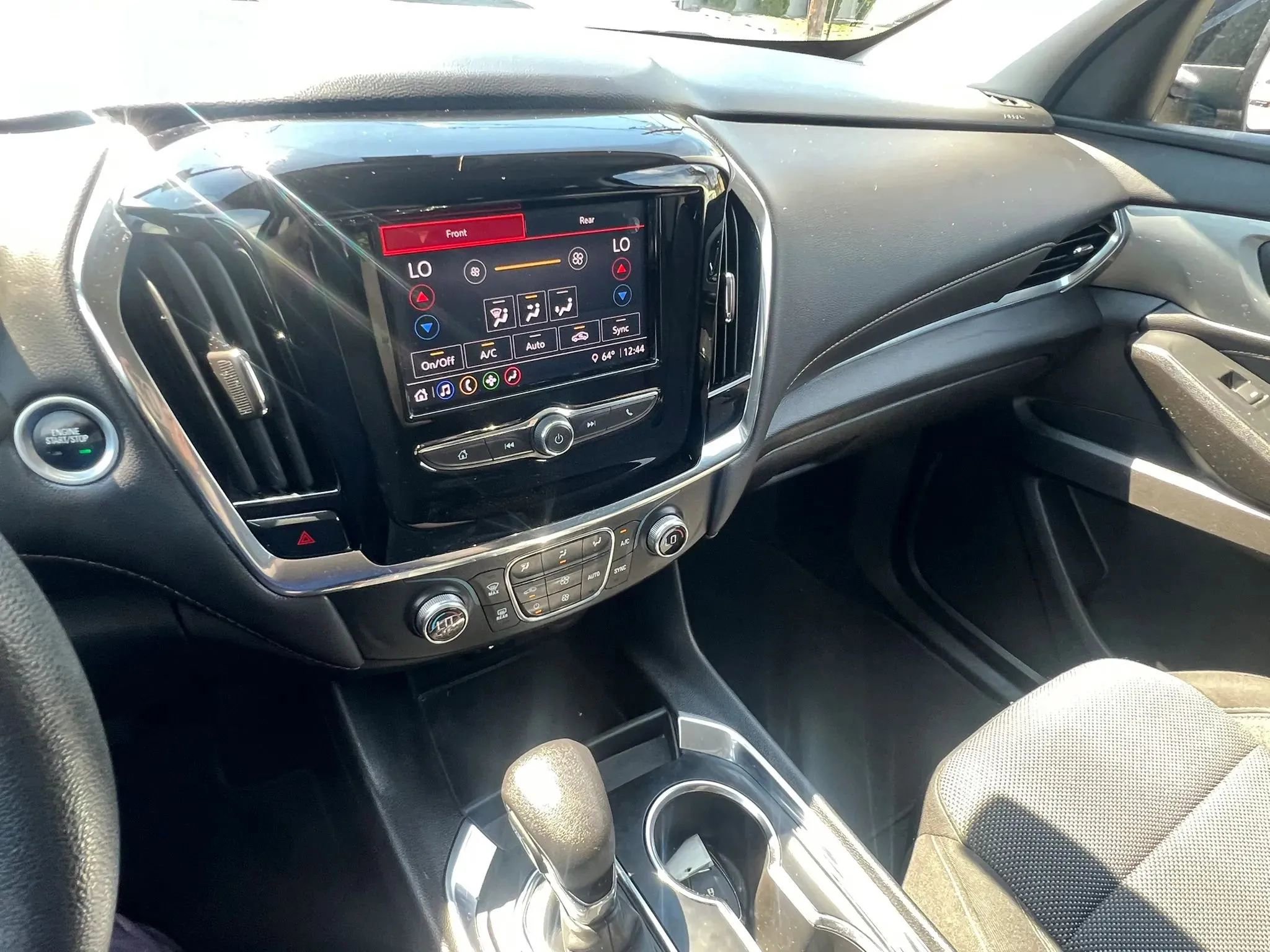 Used 2021 Chevrolet Traverse LS AWD/4WD image 23