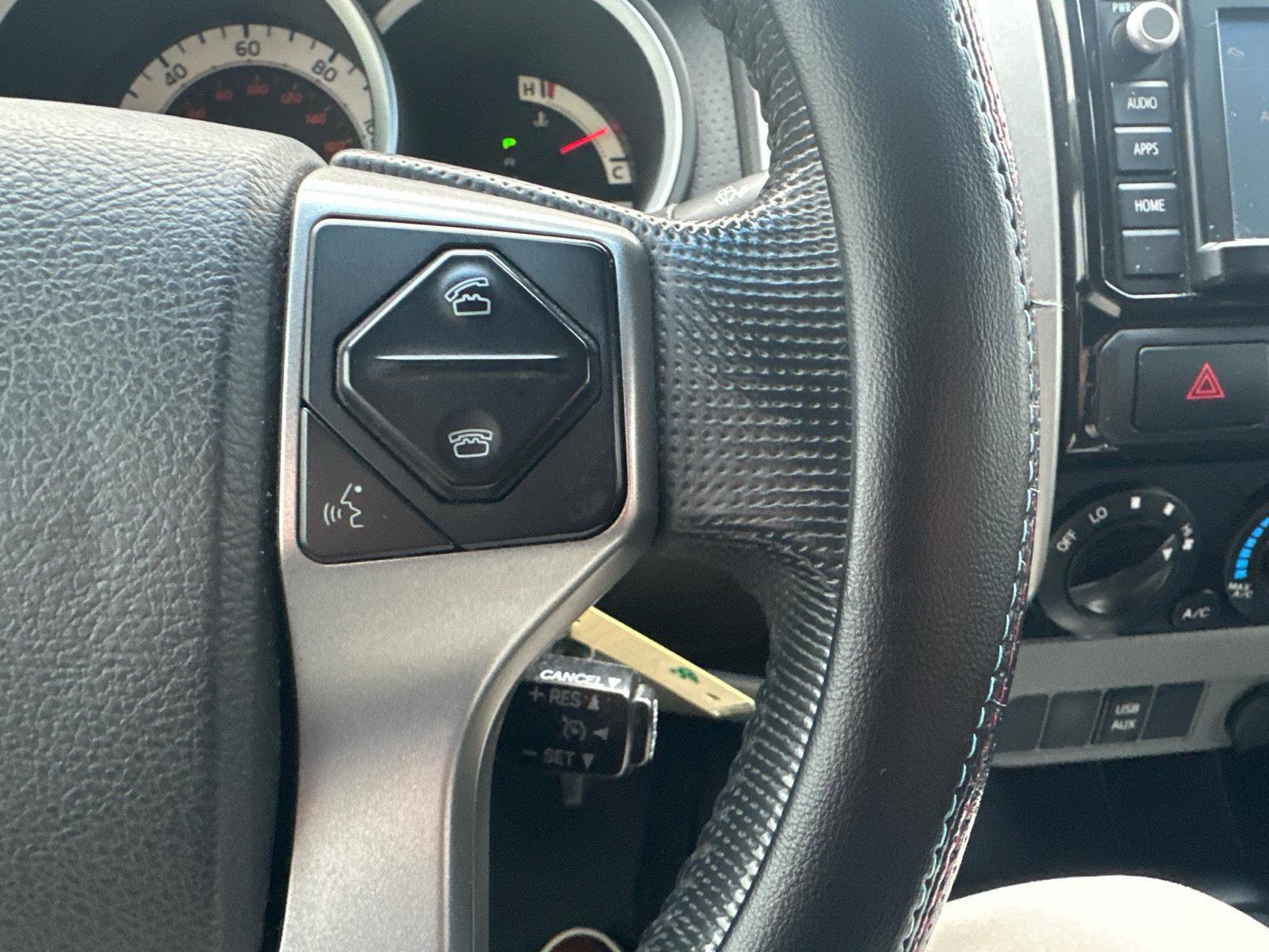 Used 2015 Toyota Tacoma TRD Pro image 30