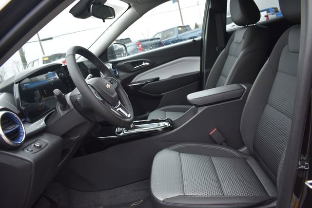 New 2026 Chevrolet Trax LT w/ Driver Confidence Package image 21
