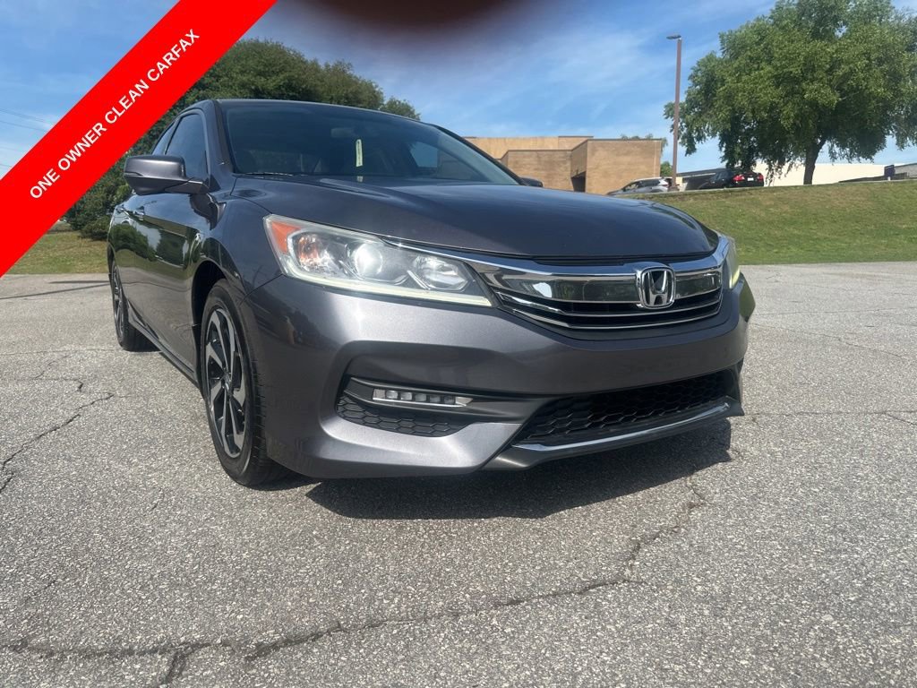 Used 2017 Honda Accord EX image 1