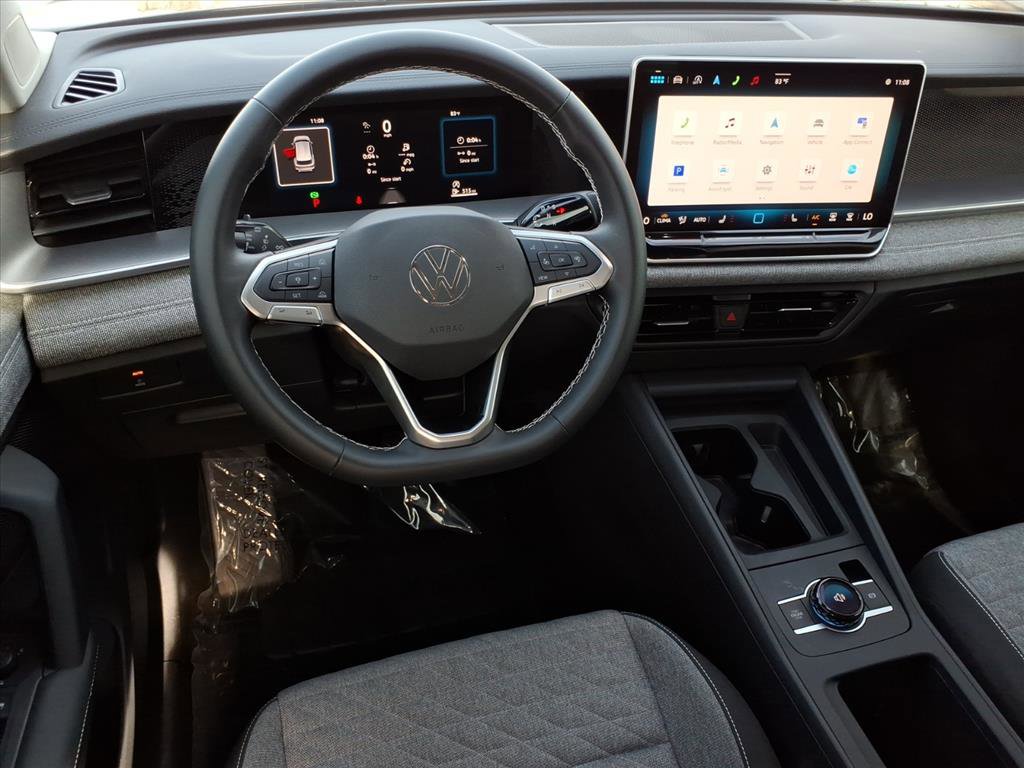 Certified 2025 Volkswagen Tiguan S image 24