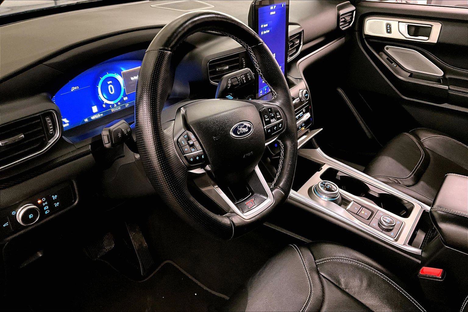 Used 2020 Ford Explorer ST w/ Premium Technology Package image 12