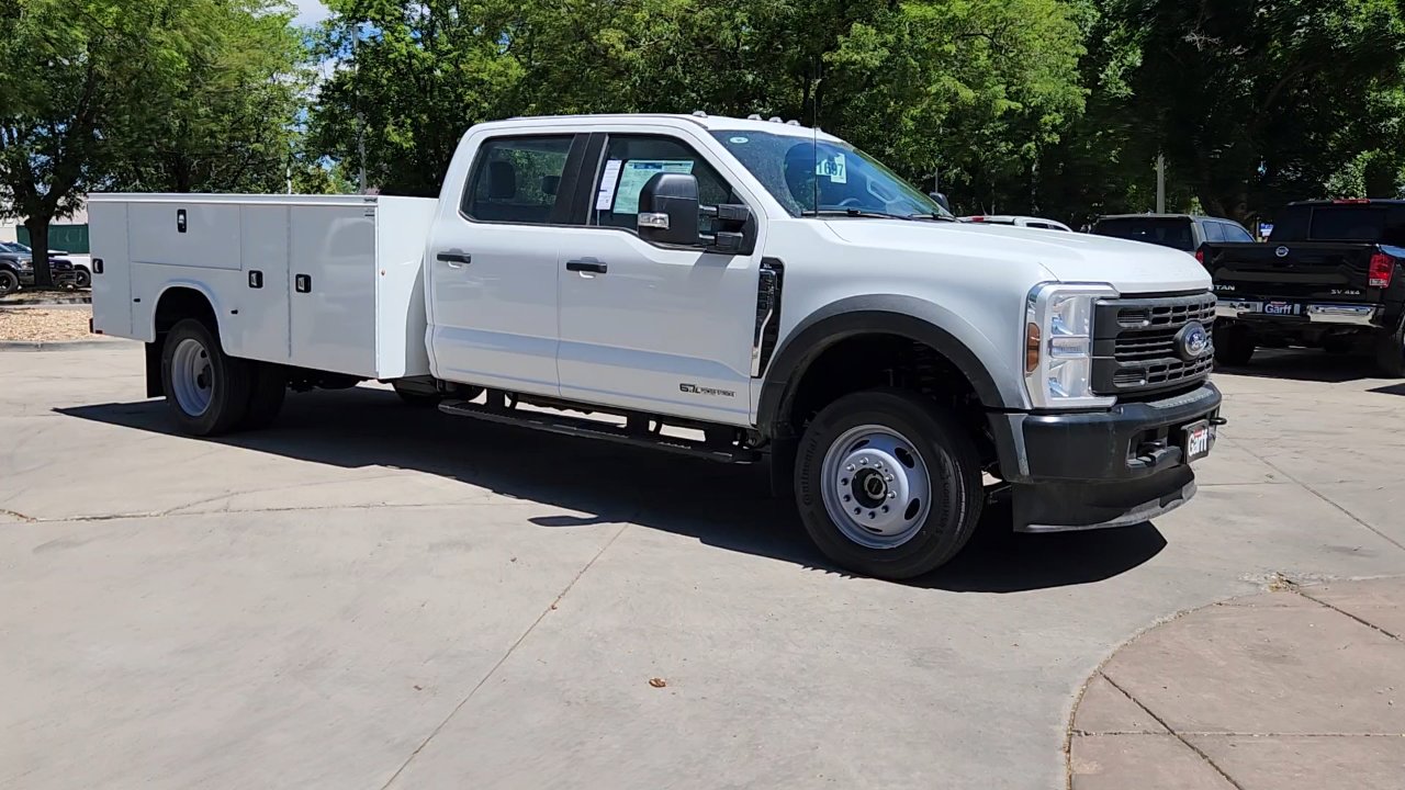 New 2025 Ford F550 4x4 Crew Cab Super Duty image 15