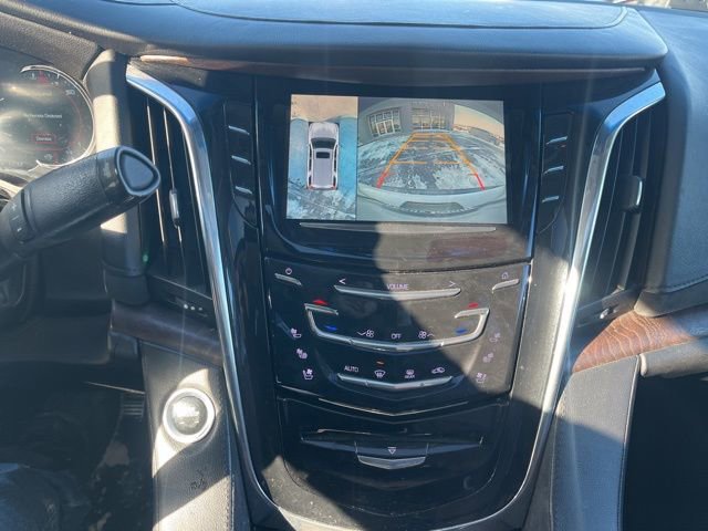 Used 2016 Cadillac Escalade Premium image 25