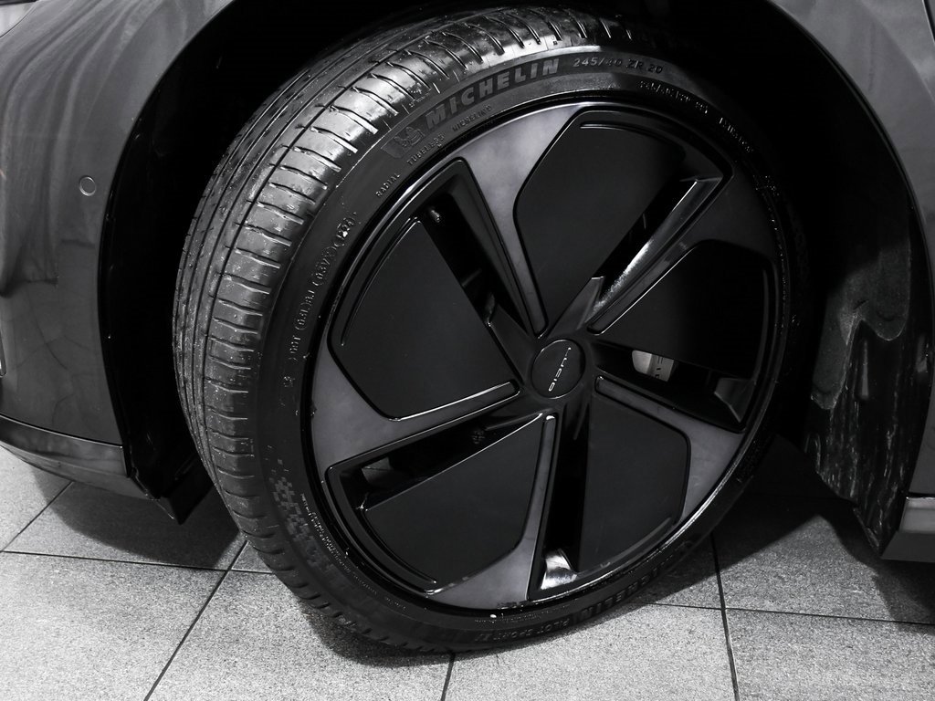 Used 2024 Lucid Air Grand Touring image 7